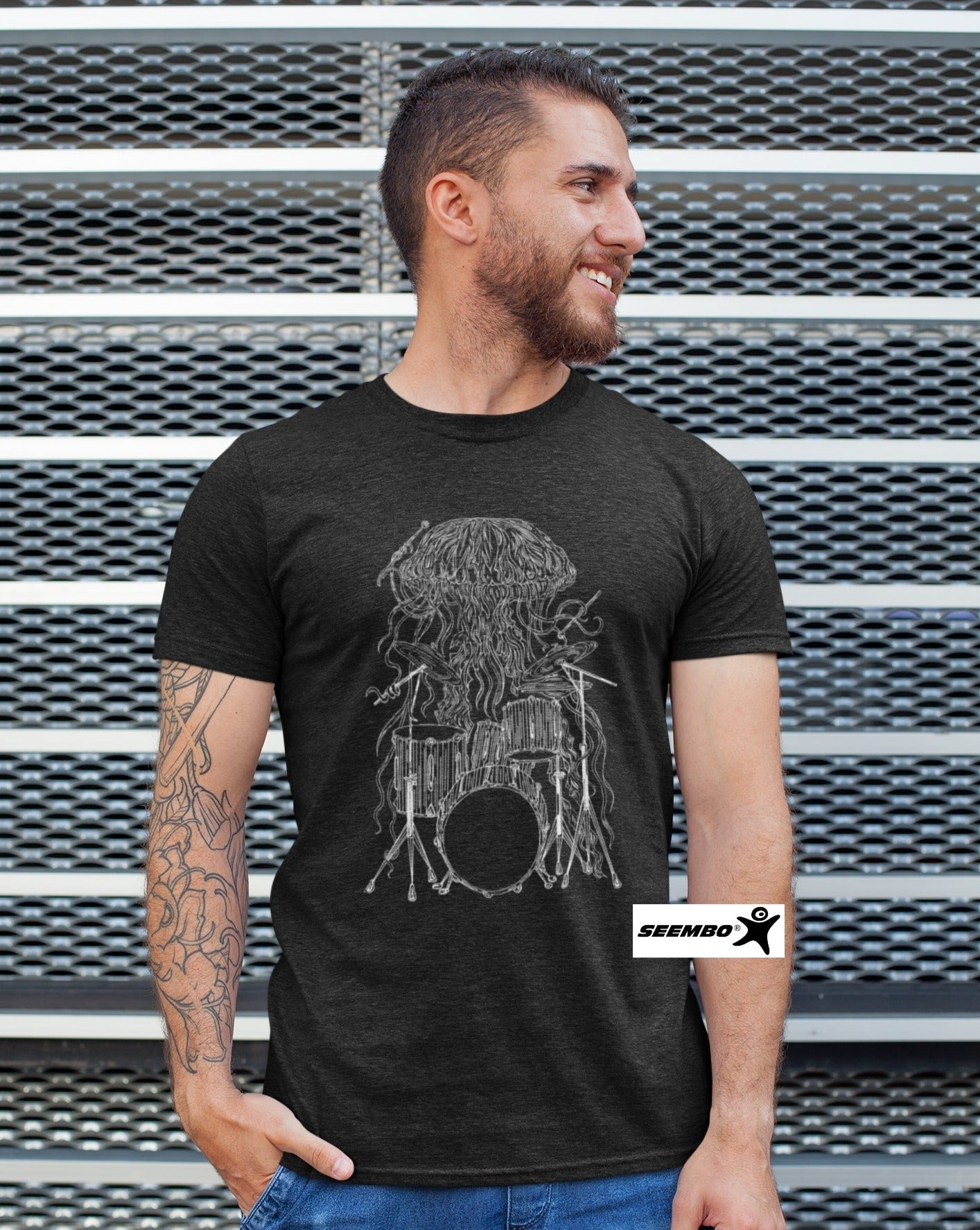 beard-man-standing-with-seembo-jellyfish-drummer-playing-drums-art-men-vintage-black-t-shirt