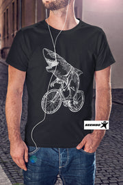 seembo-shark-cycling-bicycle-bike-cyclist-biker-bicycling-of-a-man-wearing-a-black-color-t-shirt