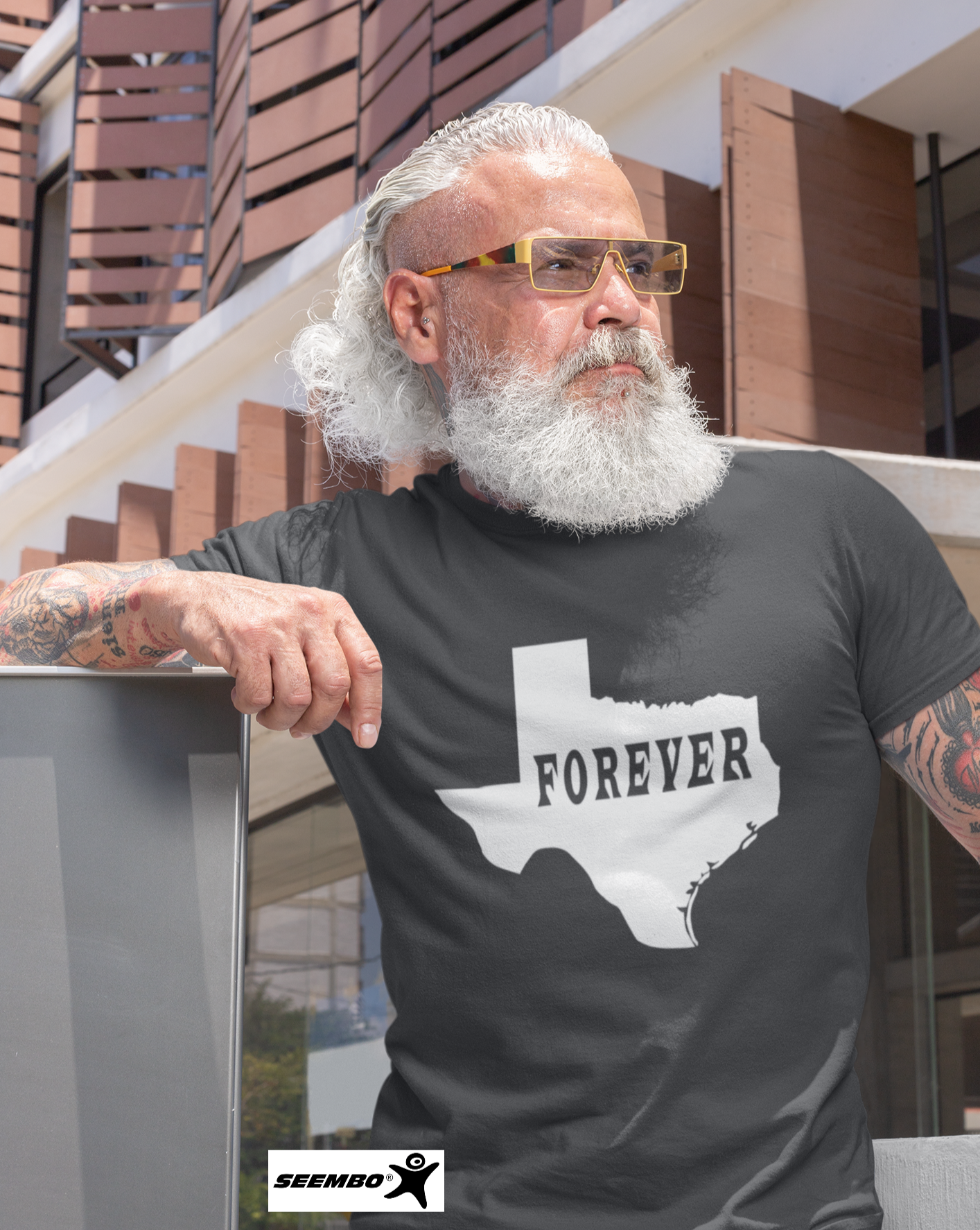 seembo-texas-forever-asphalt-t-shirt-of-a-man-with-sunglasses-ipe43